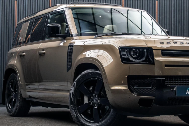 Vehicle Image 7
