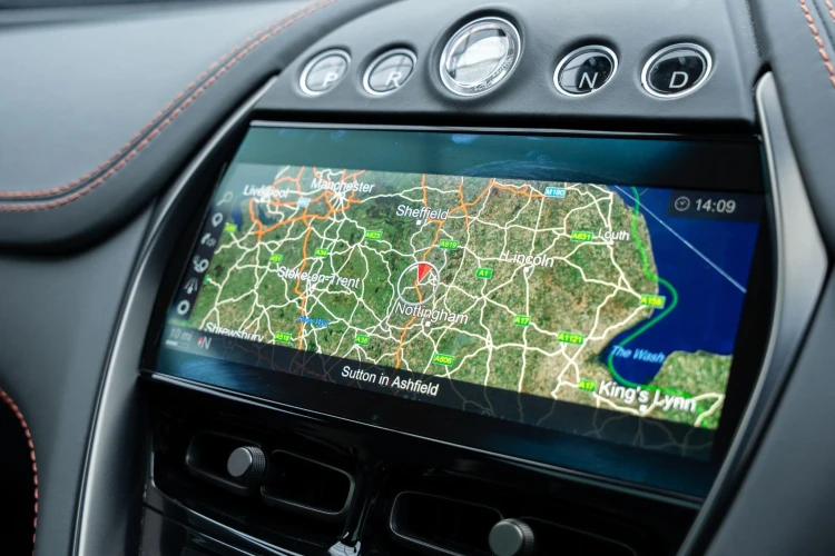 Vehicle Image 10