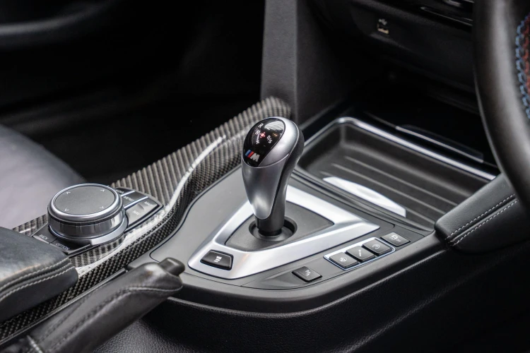 Vehicle Image 30