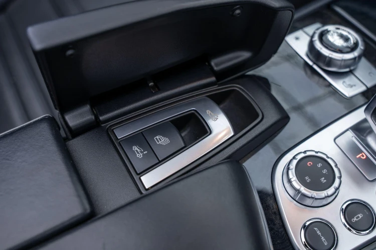 Vehicle Image 45
