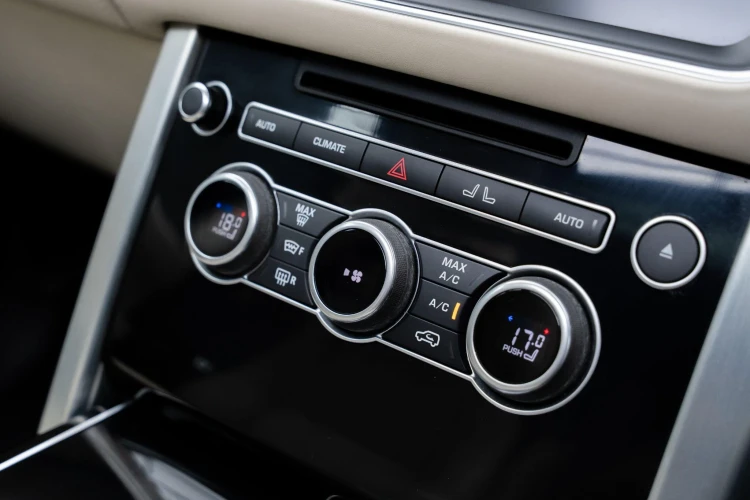 Vehicle Image 20