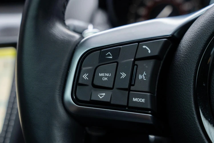 Vehicle Image 30