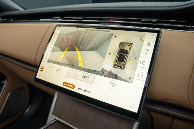Vehicle Image 8