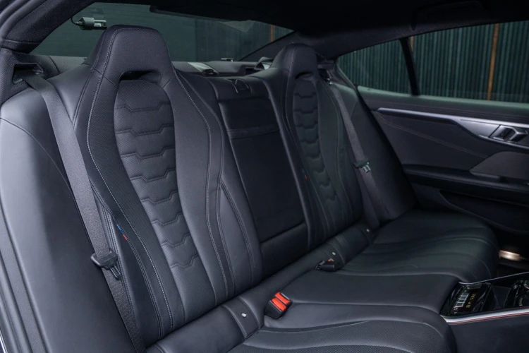 Vehicle Image 36