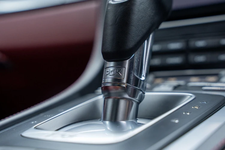 Vehicle Image 30