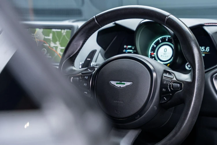 Vehicle Image 34