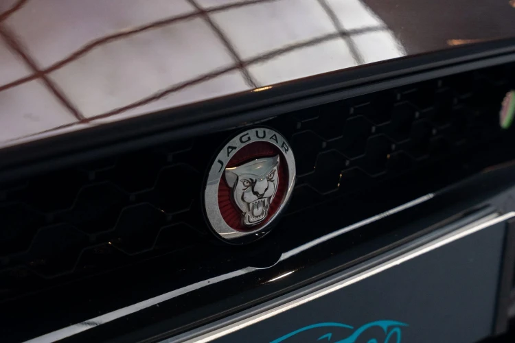 Vehicle Image 36