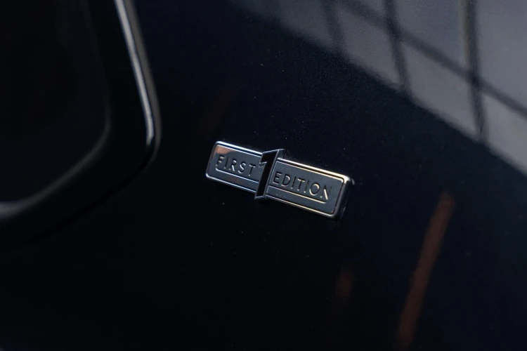 Vehicle Image 17