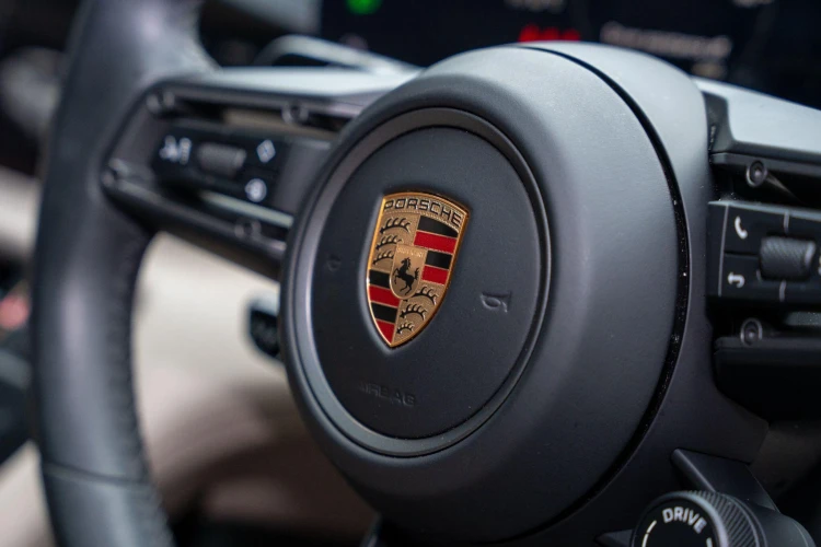 Vehicle Image 20