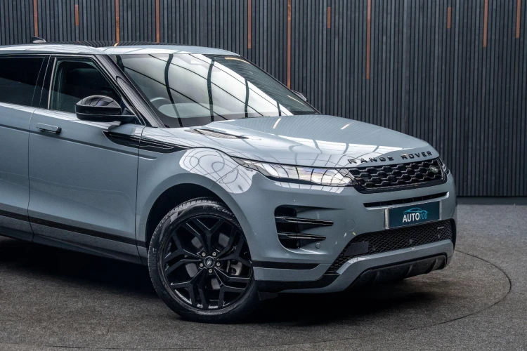 Vehicle Image 9