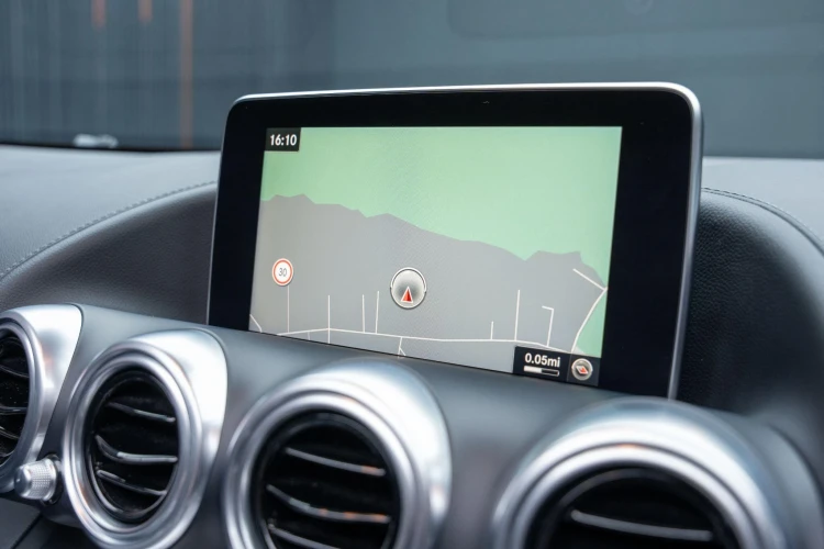 Vehicle Image 10