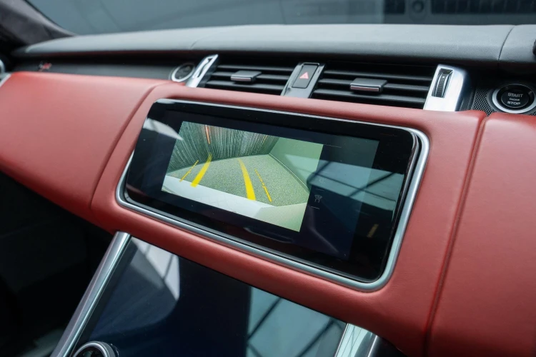 Vehicle Image 8