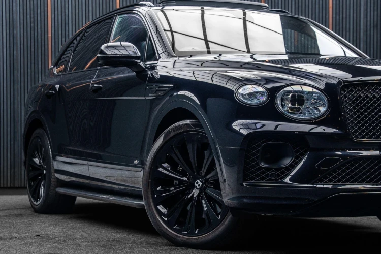 Vehicle Image 7