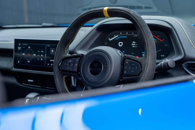 Vehicle Image 37