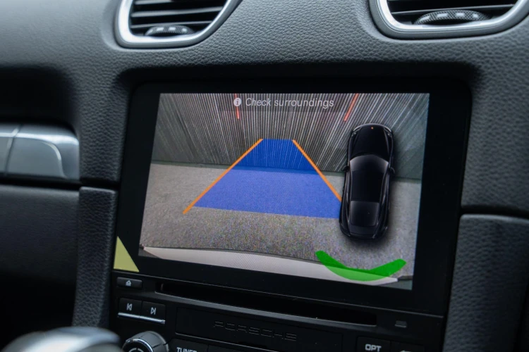 Vehicle Image 10