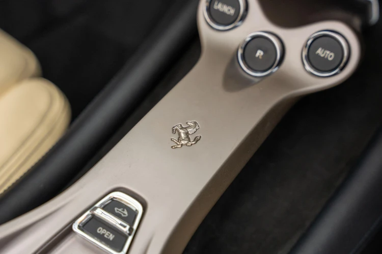 Vehicle Image 30