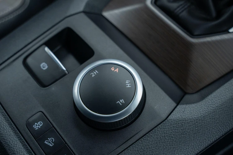 Vehicle Image 22