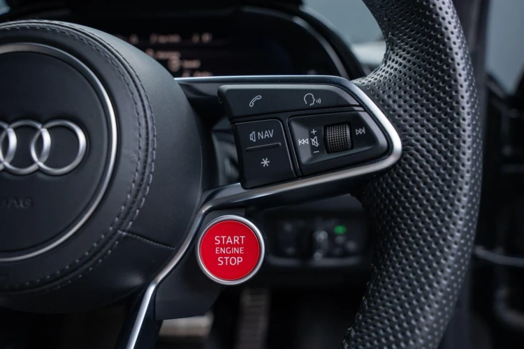 Vehicle Image 20