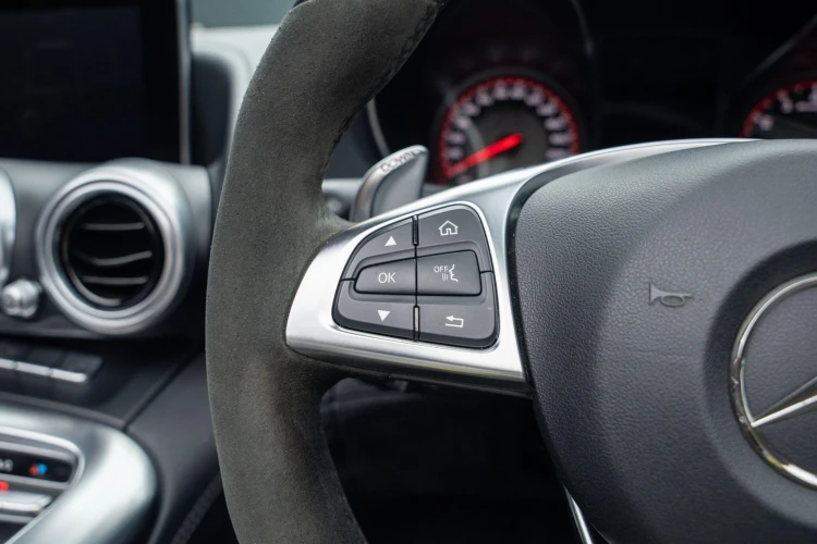Vehicle Image 26