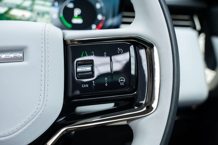 Vehicle Image 30