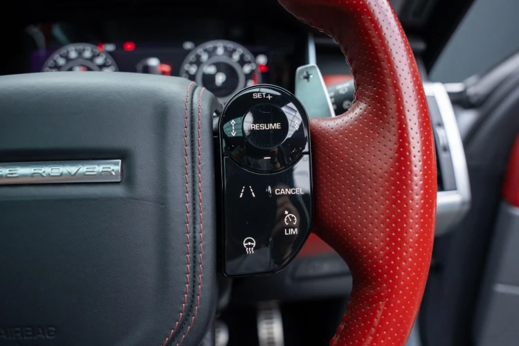 Vehicle Image 24