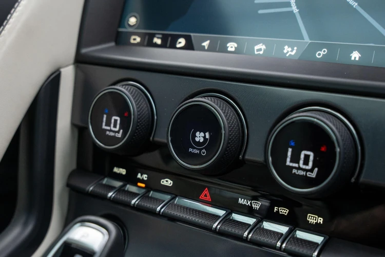 Vehicle Image 20