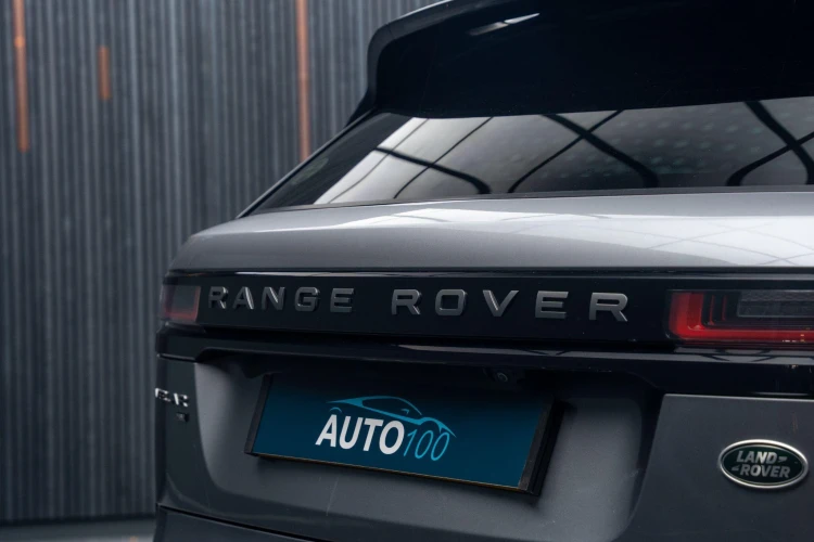 Vehicle Image 23
