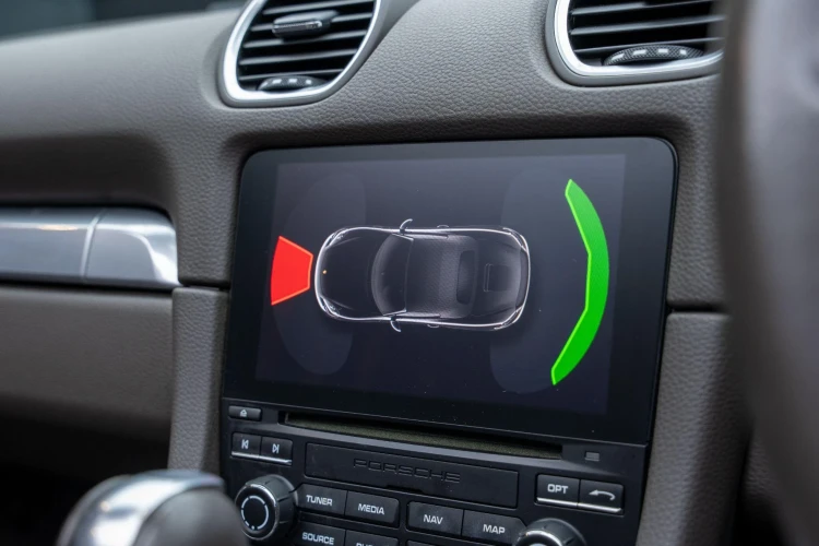 Vehicle Image 10