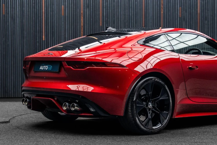 Vehicle Image 21