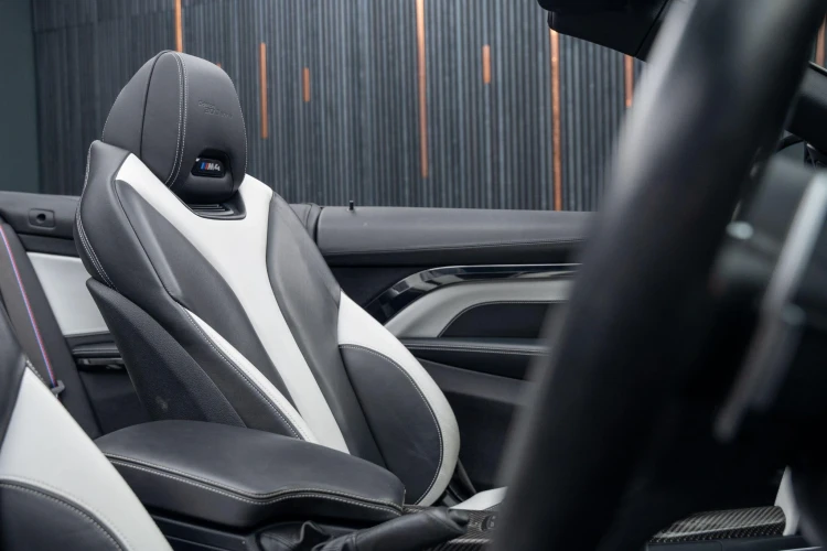 Vehicle Image 31