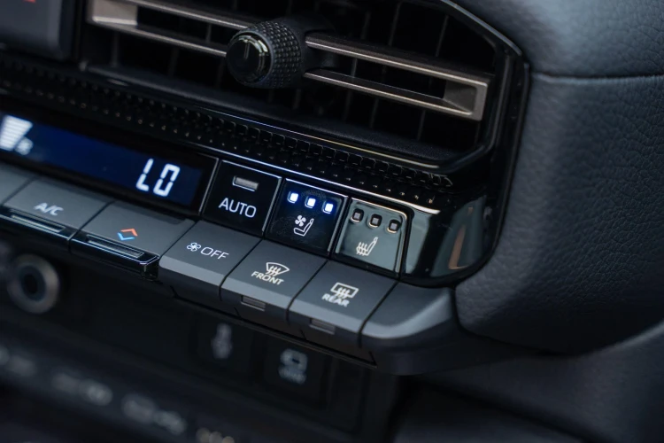 Vehicle Image 30