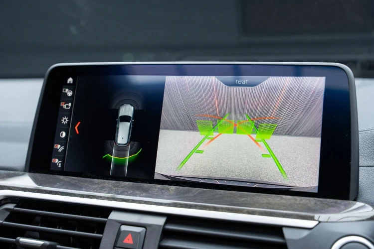 Vehicle Image 8