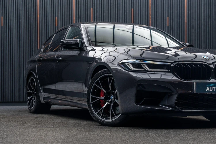 Vehicle Image 7
