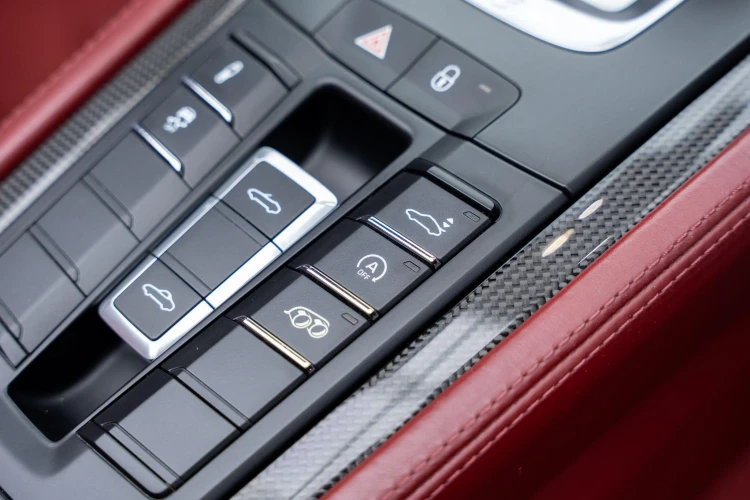 Vehicle Image 20