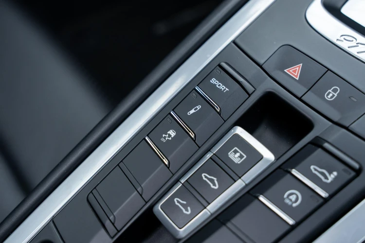 Vehicle Image 20
