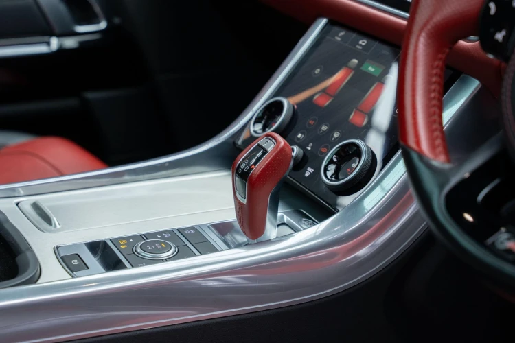 Vehicle Image 30