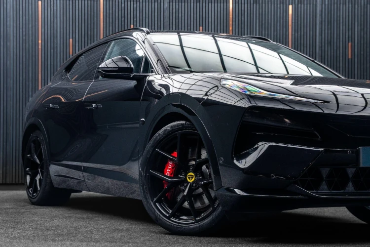 Vehicle Image 7