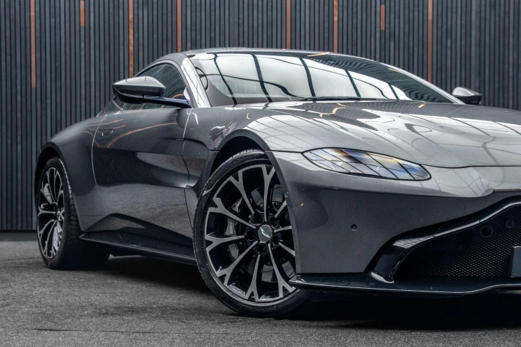 Vehicle Image 7