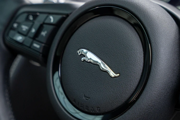 Vehicle Image 36