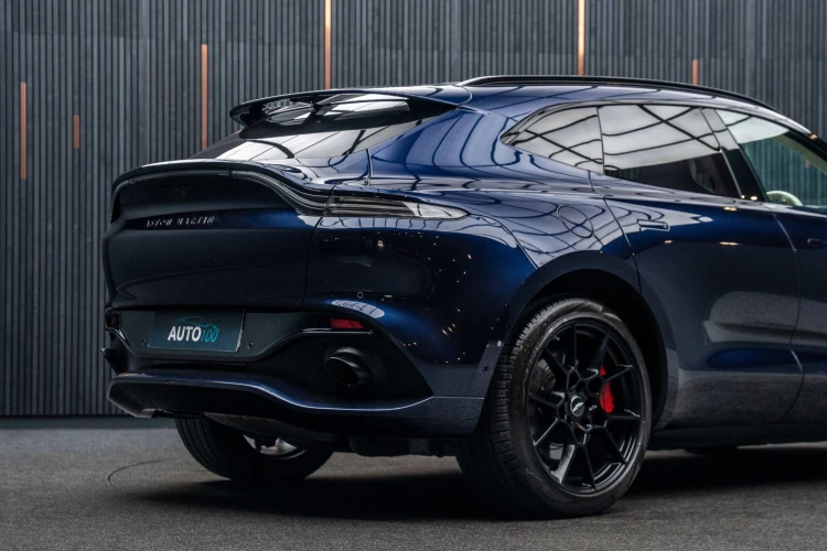 Vehicle Image 21