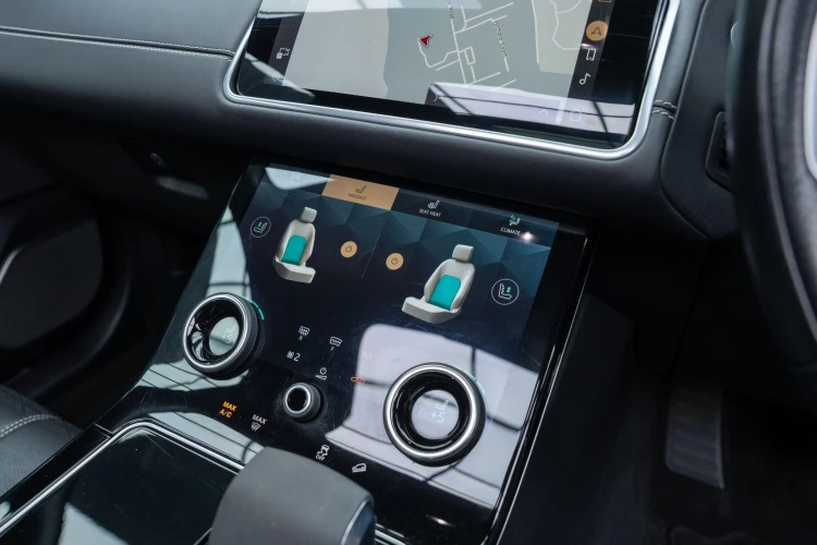 Vehicle Image 30