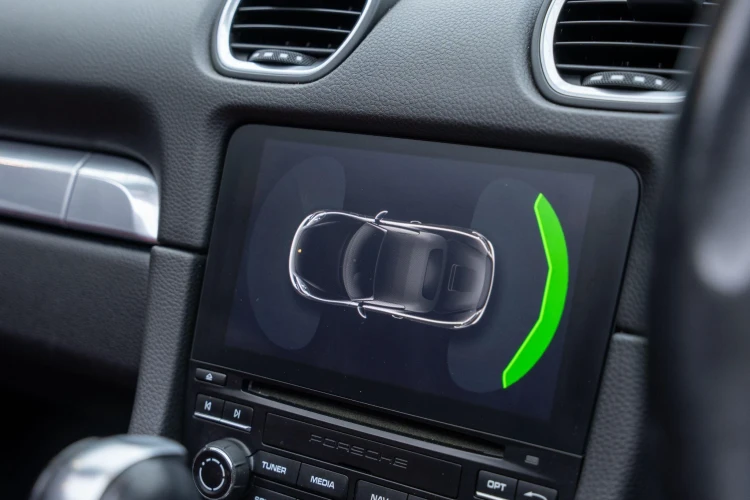 Vehicle Image 10