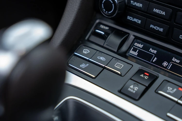 Vehicle Image 20