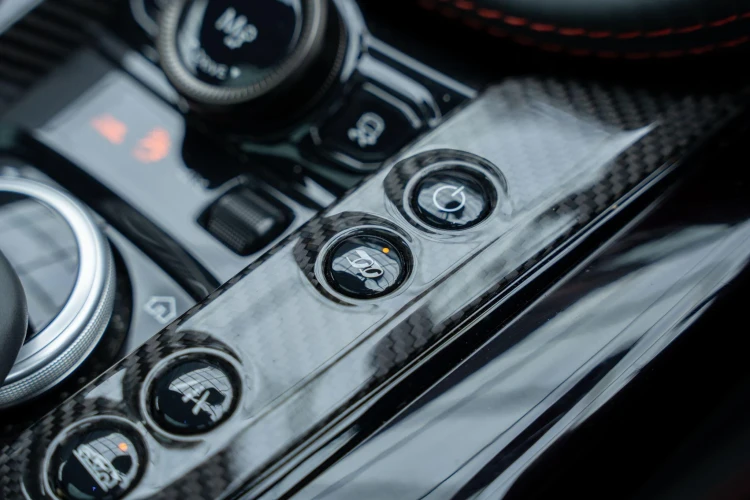 Vehicle Image 30