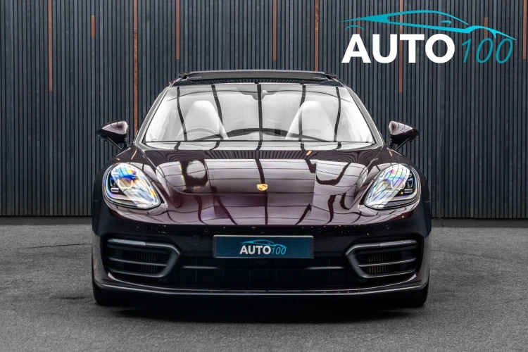 Vehicle Image 9