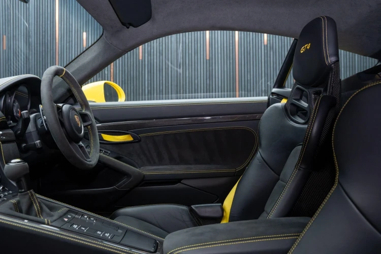 Vehicle Image 40