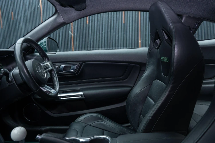 Vehicle Image 37