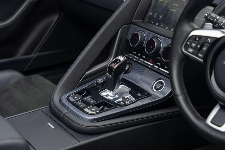 Vehicle Image 36