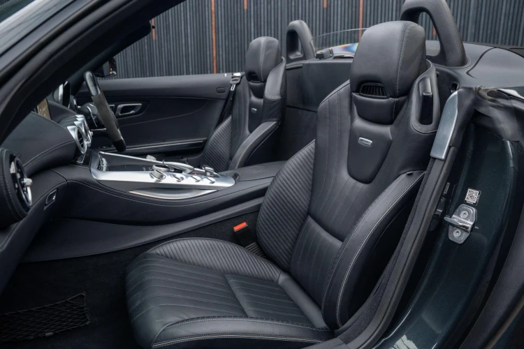 Vehicle Image 38