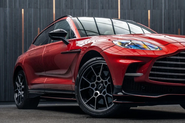 Vehicle Image 7